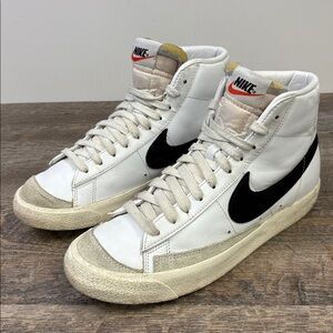 🖤 Nike Blazer Mid ’77 Vintage White/Black Sneakers
